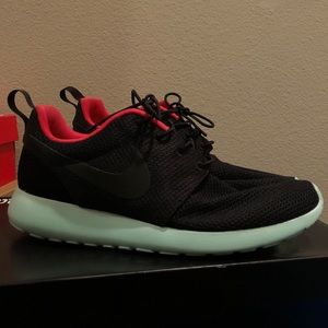NIKE ID customized Nike Roshe Solar Red inspired